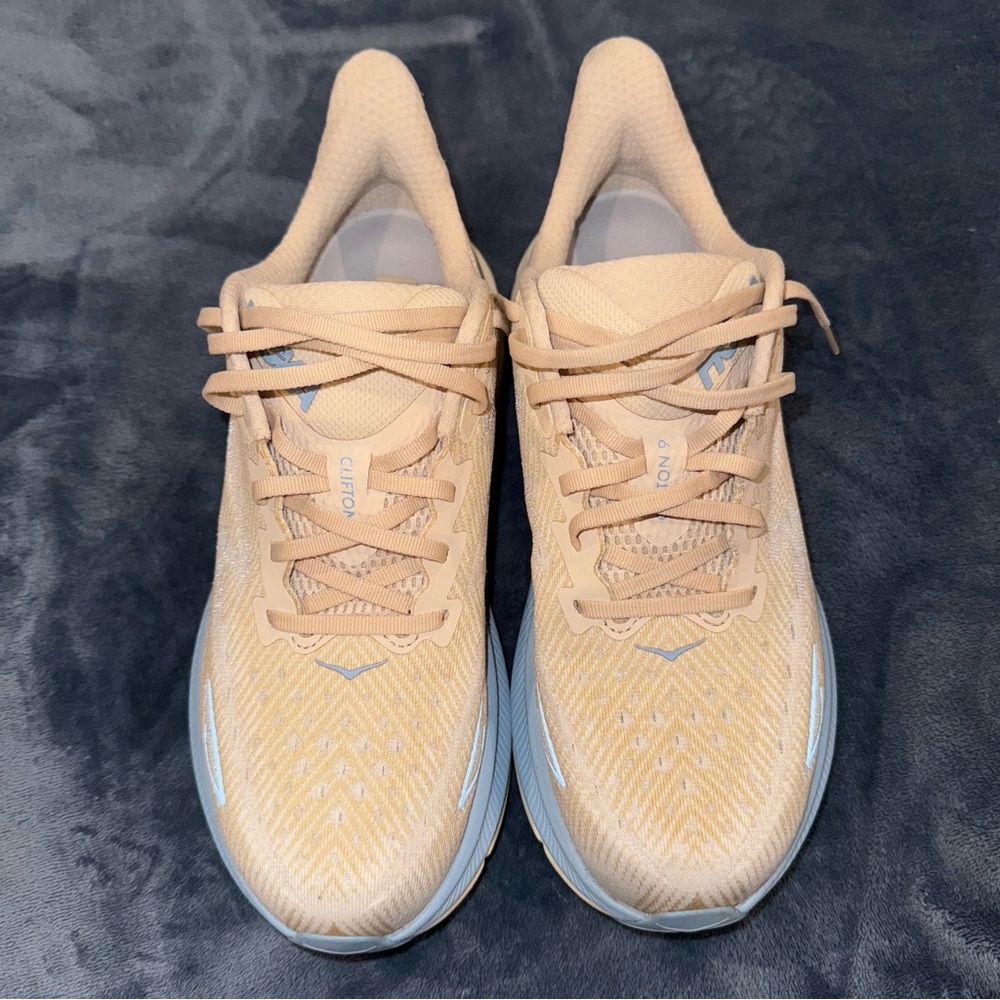 Hoka Clifton 9 Oak Alabaster Size 9 D Men’s